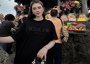 Взрослый сын обнаружил секс с сексуальной матерью
