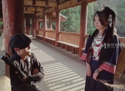 Студент -ученица 12 -го класса просочилась в ванной